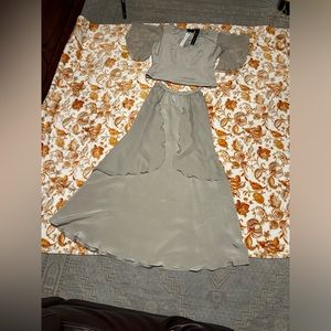 PAUL CORMACK NEW YORK BEAUTIFUL 😻 100%  2 PIECES SETS TOP & SKIRT SIZE S…